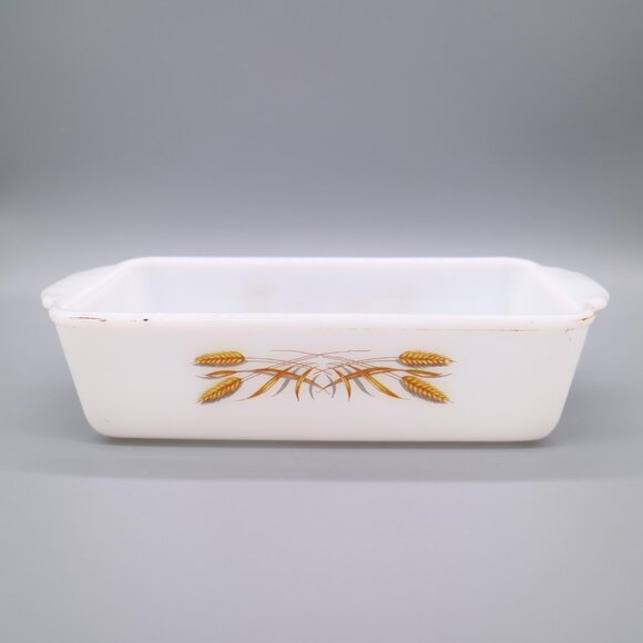 Anchor Hocking #409 Fire King Vintage Golden Wheat Milk Glass Baking Pan 1 Qt. - Picture 2 of 5